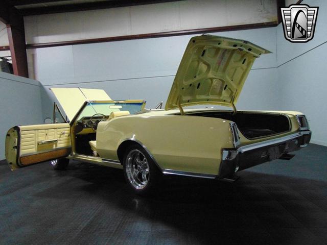 Photo of 1967 Saffron Yellow Oldsmobile Cutlass