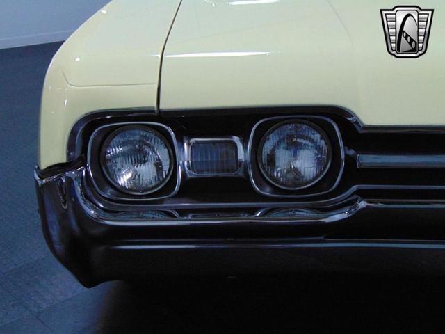 Photo of 1967 Saffron Yellow Oldsmobile Cutlass