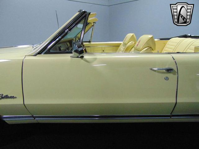 Photo of 1967 Saffron Yellow Oldsmobile Cutlass
