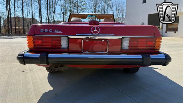 Photo of 1986 Red Mercedes-Benz 560SL