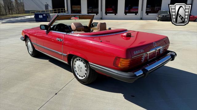Photo of 1986 Red Mercedes-Benz 560SL