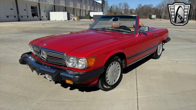 Photo of 1986 Red Mercedes-Benz 560SL