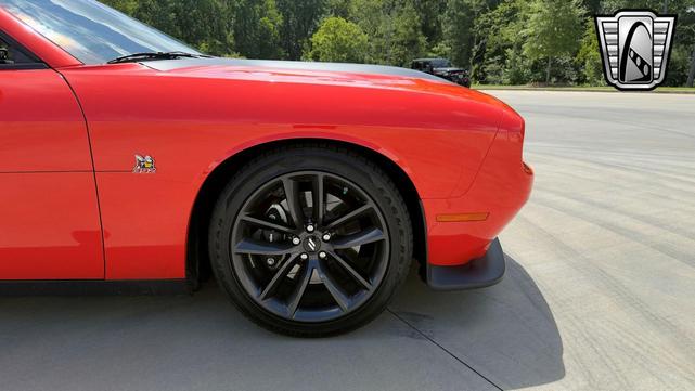 Photo of 2019 Hemi Orange Dodge Challenger