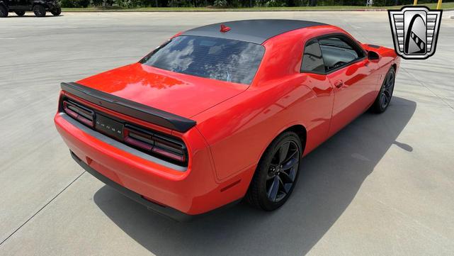 Photo of 2019 Hemi Orange Dodge Challenger