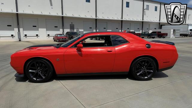 Photo of 2019 Hemi Orange Dodge Challenger