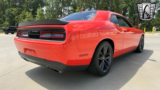 Photo of 2019 Hemi Orange Dodge Challenger