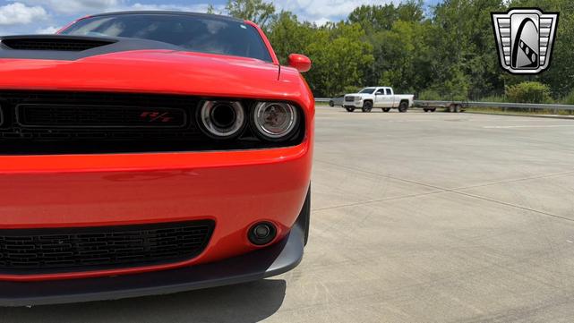 Photo of 2019 Hemi Orange Dodge Challenger