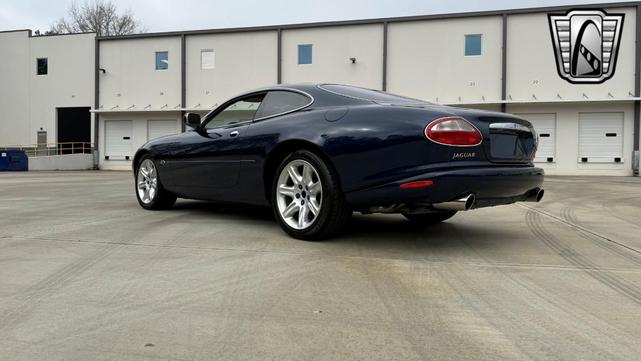 Photo of 2000 Blue Jaguar XK8