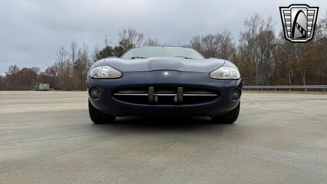 Photo of 2000 Blue Jaguar XK8