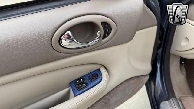 Photo of 2000 Blue Jaguar XK8