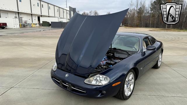 Photo of 2000 Blue Jaguar XK8