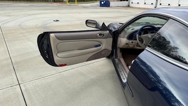 Photo of 2000 Blue Jaguar XK8