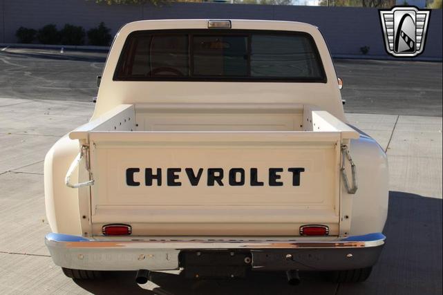 Photo of 1983 White Chevrolet C10/K10