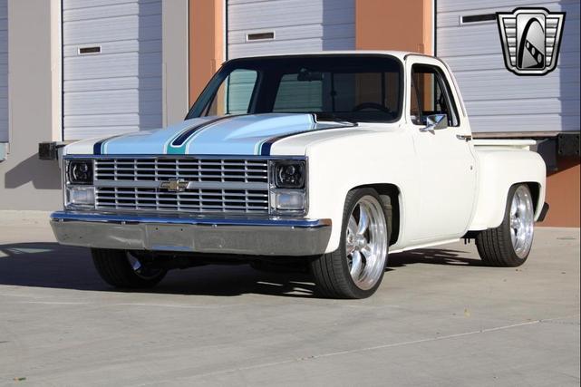 Photo of 1983 White Chevrolet C10/K10
