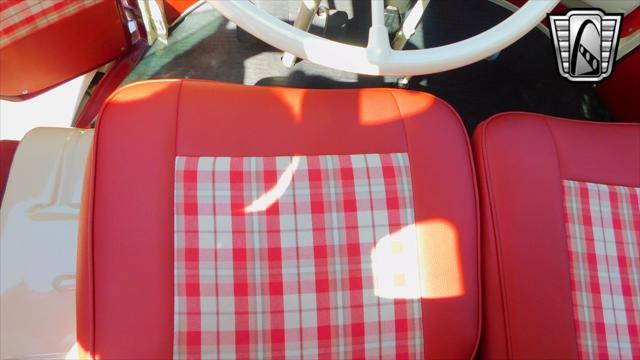 Photo of 1975 Red Volkswagen Type 2