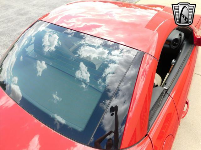 Photo of 2009 Red Mercedes-Benz SLK-Class