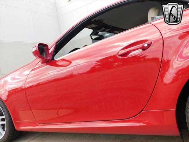 Photo of 2009 Red Mercedes-Benz SLK-Class