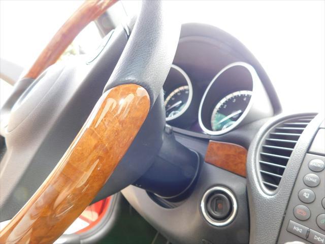 Photo of 2009 Red Mercedes-Benz SLK-Class