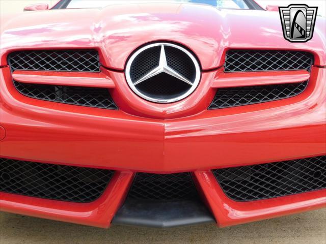 Photo of 2009 Red Mercedes-Benz SLK-Class