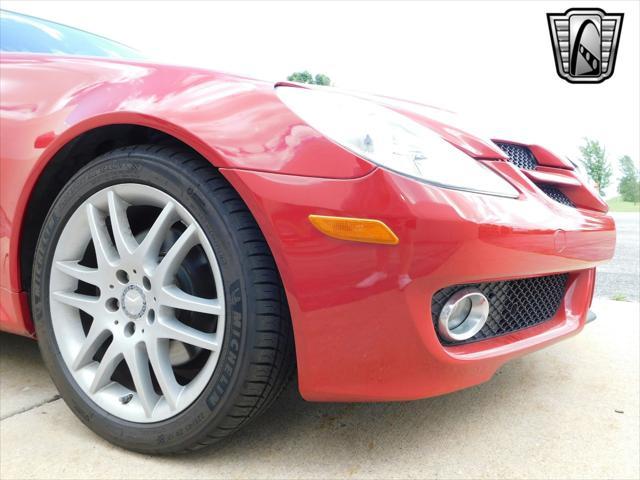 Photo of 2009 Red Mercedes-Benz SLK-Class