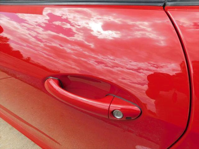 Photo of 2009 Red Mercedes-Benz SLK-Class