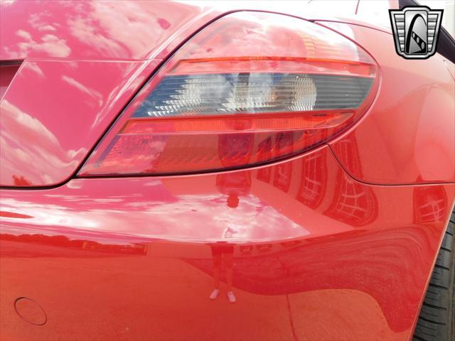 Photo of 2009 Red Mercedes-Benz SLK-Class