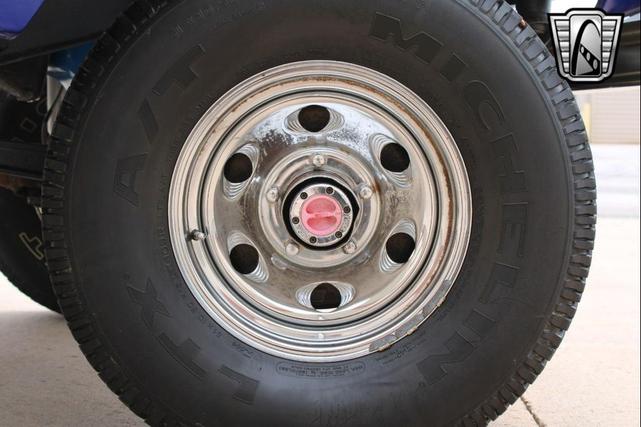 Photo of 1973 Ceansian Blue Ford Bronco