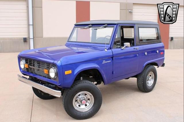 Photo of 1973 Ceansian Blue Ford Bronco