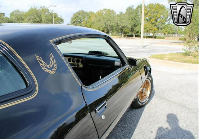 Photo of 1976 Black Pontiac Firebird