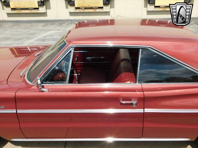 Photo of 1966 Red Dodge Coronet