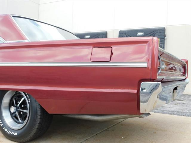 Photo of 1966 Red Dodge Coronet
