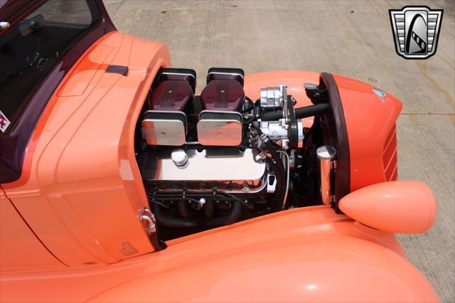 Photo of 1934 Orange Oldsmobile Model F-34