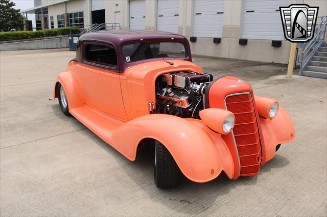 Photo of 1934 Orange Oldsmobile Model F-34