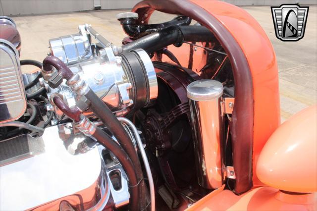 Photo of 1934 Orange Oldsmobile Model F-34