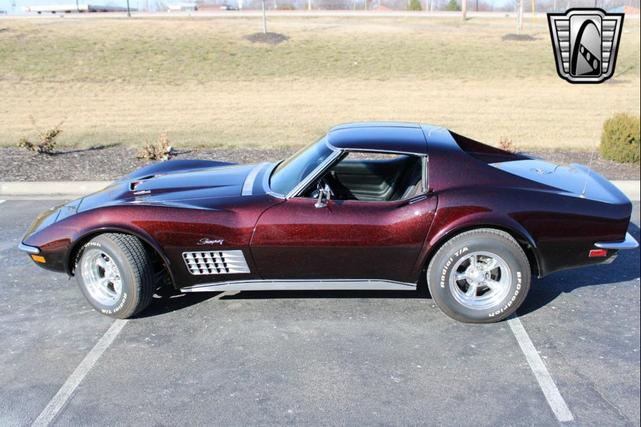 Photo of 1971 Ruby Red Slipper Chevrolet Corvette
