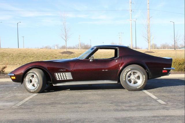 Photo of 1971 Ruby Red Slipper Chevrolet Corvette