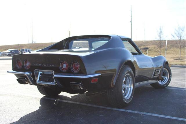 Photo of 1971 Ruby Red Slipper Chevrolet Corvette