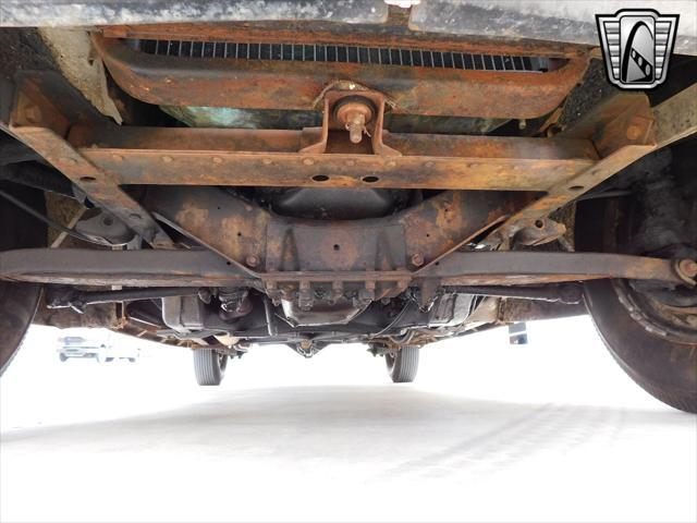Photo of 1941 Black Studebaker Commander