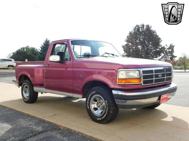 Photo of 1992 Red Ford F-150