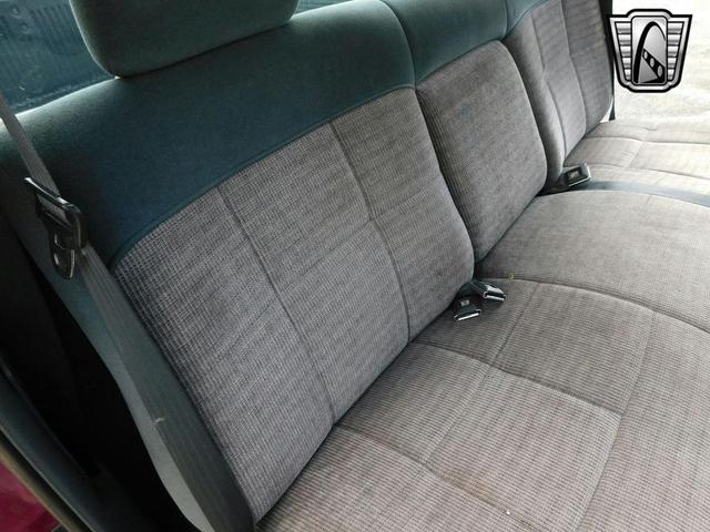 Photo of 1992 Red Ford F-150