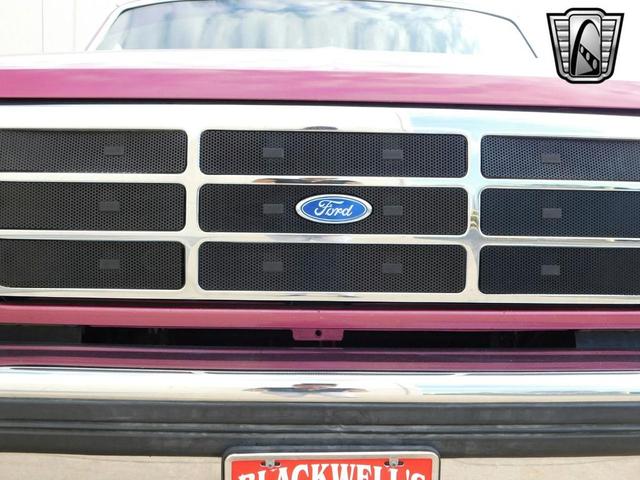 Photo of 1992 Red Ford F-150