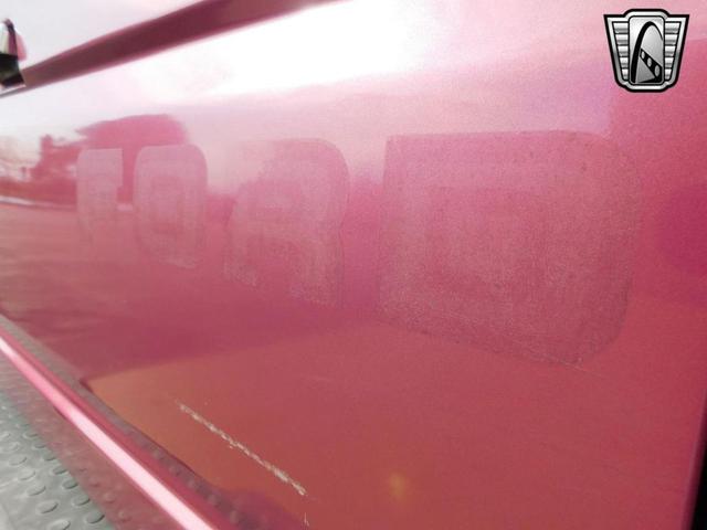 Photo of 1992 Red Ford F-150