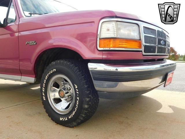 Photo of 1992 Red Ford F-150