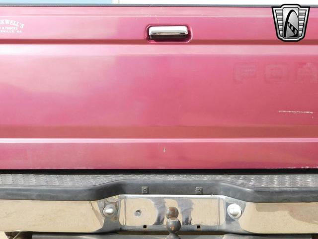 Photo of 1992 Red Ford F-150