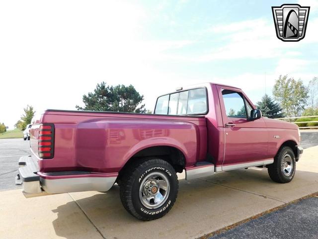 Photo of 1992 Red Ford F-150