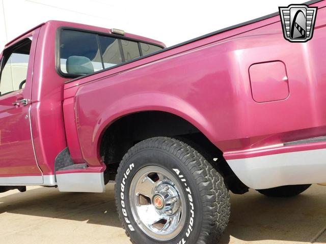 Photo of 1992 Red Ford F-150