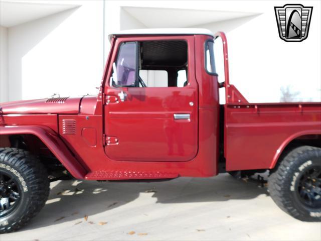 Photo of 1980 Dark Red Toyota Land Cruiser