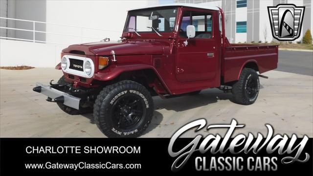 Photo of 1980 Dark Red Toyota Land Cruiser