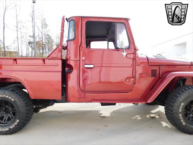 Photo of 1980 Dark Red Toyota Land Cruiser
