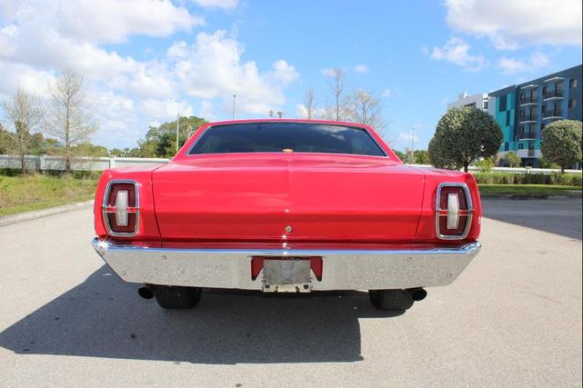 Photo of 1968 Red Ford Fairlane